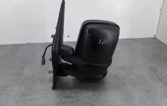 Front door electric wing mirror
