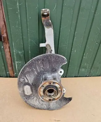 Mercedes-Benz GLE W167 Front wheel hub spindle knuckle 16725L