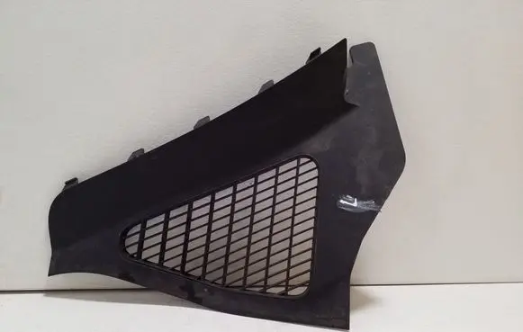 Porsche Cayenne (92A) Wiper trim 7P5819175C