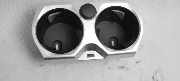 BMW 8 G14 Cup holder front 