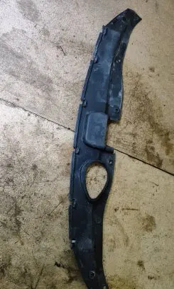Radiator trim