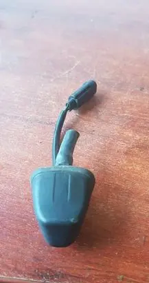 Windshield washer spray nozzle