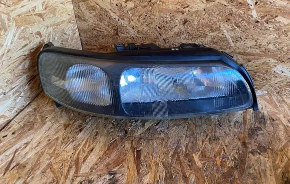 Volvo S60 Headlight/headlamp 8693548 89007898