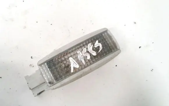 Volkswagen PASSAT B5 Other interior light 3b0947113