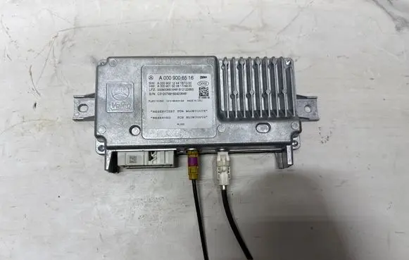 Mercedes-Benz E W213 Bluetooth control unit module A0009006516