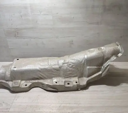 Dacia Duster II Exhaust heat shield 747512054R