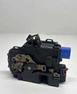 Volkswagen Golf IV Front door lock 3B1837015AM 114977X