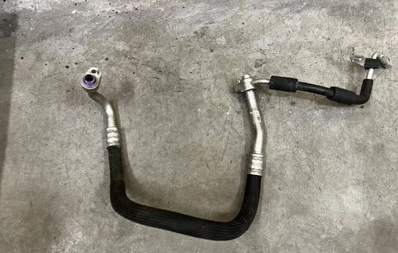 BMW M5 F90 Air conditioning (A/C) pipe/hose 64507854429 7854429