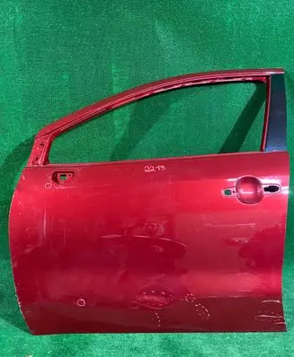 Suzuki SX4 S-Cross Front door