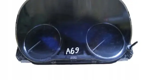 Mitsubishi Outlander Speedometer (instrument cluster) 8100C536