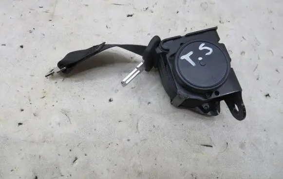 Jaguar XF X260 Middle seatbelt (rear) 
