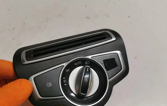 Mercedes-Benz C W205 Light switch A2059057007