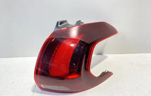 Peugeot 2008 I Rear/tail lights 9814745980