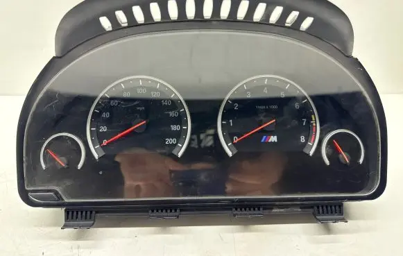 BMW M5 Speedometer (instrument cluster) 785006301 0263724038 0000749135