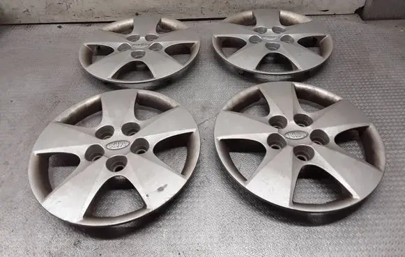 KIA Ceed R15 wheel hub/cap/trim 529601H000