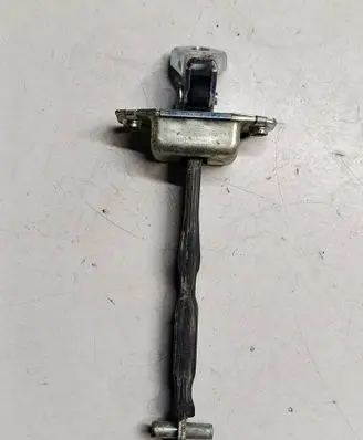 Suzuki SX4 S-Cross Front door check strap stopper A21F8W4A8