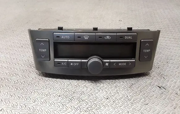 Toyota Avensis T250 Climate control unit 5590005160 MB1465700793