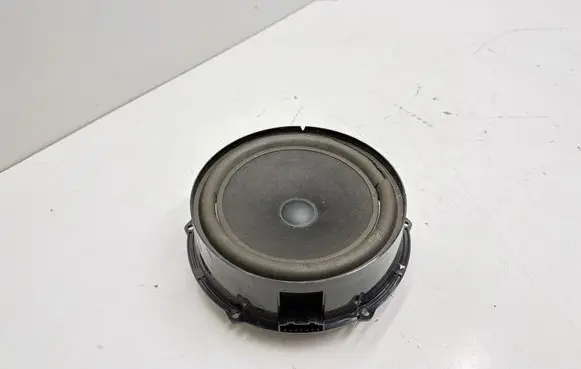 Volkswagen Touareg II Front door speaker 7P6035454