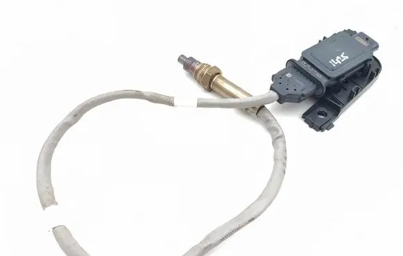 Skoda Superb B9 Lambda probe sensor 05L907807CS B100452590