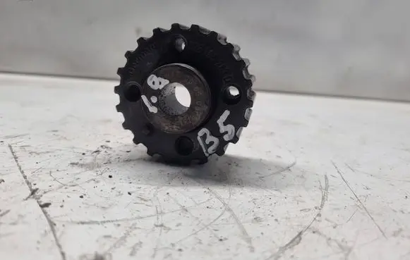 Volkswagen PASSAT B5 Crankshaft gear 028105263D