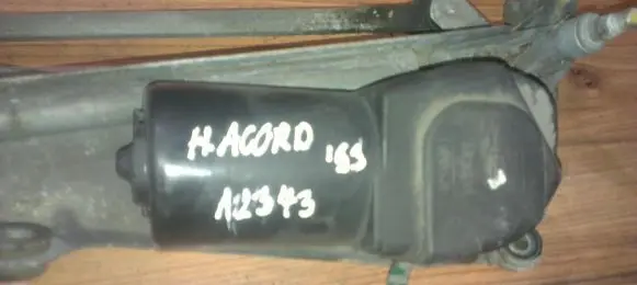 Honda Accord Wiper motor 53546602 nenustayyta