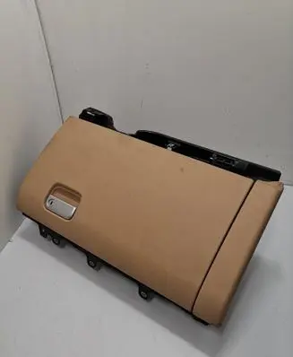 Porsche Cayenne (92A) Glove box 7P5857921