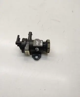 BMW 5 F10 F11 Turbo system vacuum part 19284005591 4005591