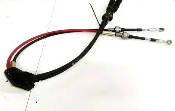 Gear shift cable linkage