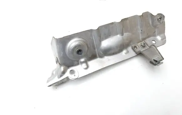 BMW 2 F45 Heat shield in engine bay 8604702
