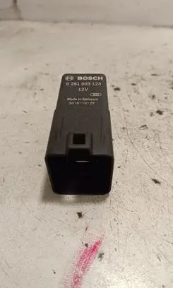 Jaguar XF X260 Glow plug pre-heat relay FX23189E2AC EQ9GW 0281003123