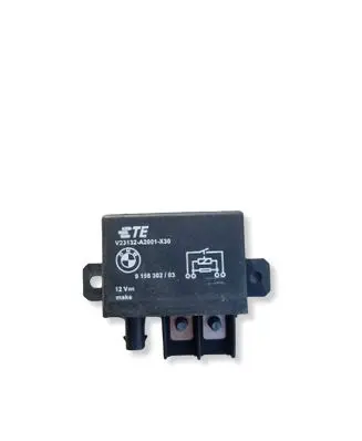 BMW 5 F10 F11 Coolant fan relay 9198302 V23132A2001A30