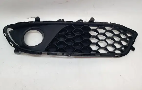 Alfa Romeo Giulia Front fog light trim/grill 156107971