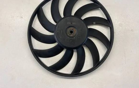 Volkswagen PASSAT B6 Fan impeller 870680j