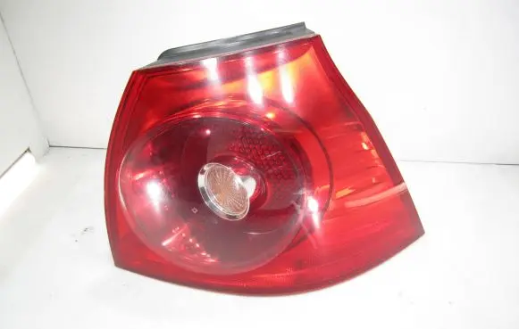 Volkswagen Golf V Rear/tail lights 1K6945096N 02S28490202 B01851292