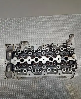Opel Corsa D Engine head 55188595