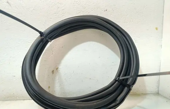 Volvo S60 Front door rubber seal 