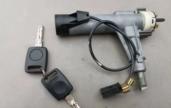 Audi A6 S6 C4 4A Ignition lock 4A2905851C