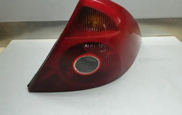 Ford Mondeo Mk III Rear/tail lights