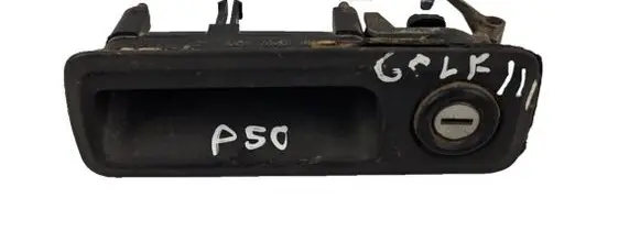 Volkswagen Golf III Tailgate/trunk/boot exterior handle 1H9827571