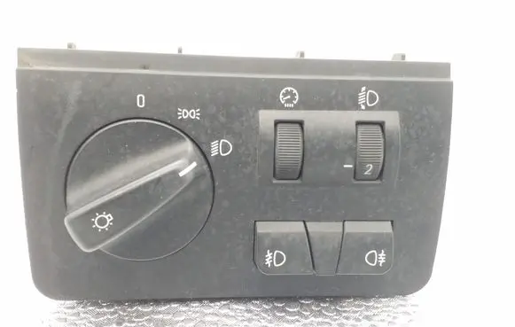 BMW X5 E53 Light switch 8372204 037045050