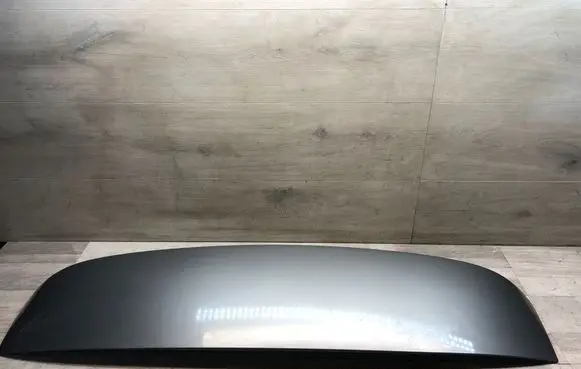 Tailgate/trunk spoiler