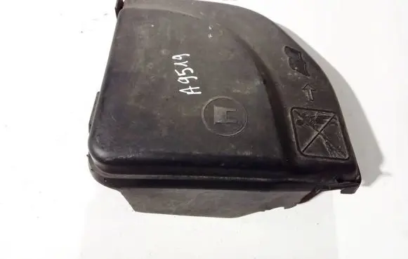 Citroen C4 I Picasso Fuse box cover 9658418180