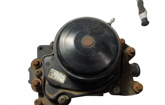 Mercedes-Benz C W204 Water pump A6512006401