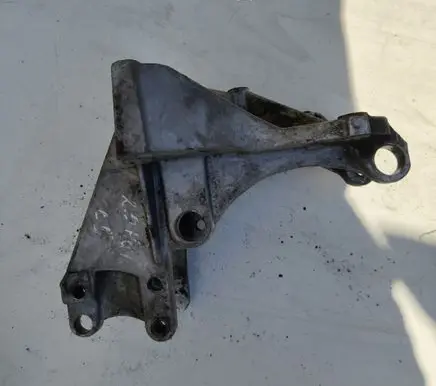 Generator/alternator bracket