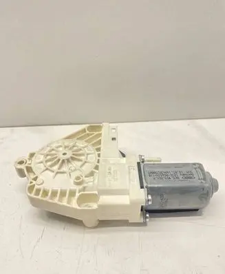 Audi A4 Allroad B8 Front door window regulator motor 8K0959801A 140420250009 1036A66634110