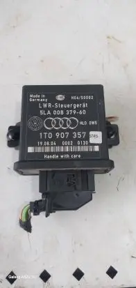 Volkswagen Touran I Light module LCM 1T0907357 5LA00837960