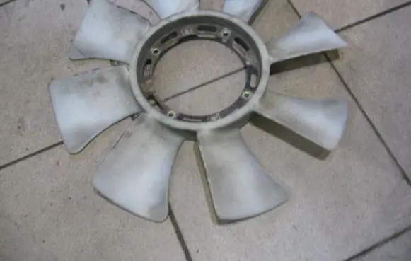Mitsubishi Pajero Sport I Fan impeller 