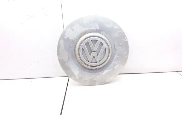 Volkswagen Golf III R12 wheel hub/cap/trim 1H0601149A