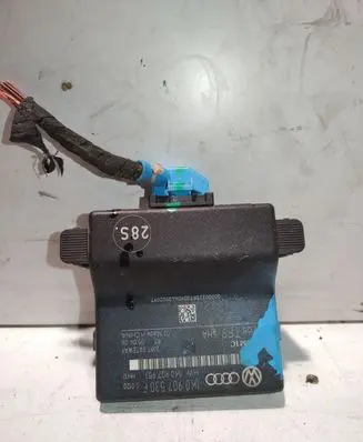 Skoda Octavia Mk2 (1Z) Gateway control module 1K0907530F
