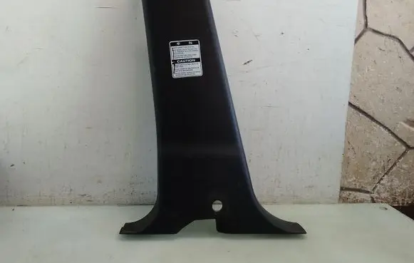 SsangYong Rexton I (B) pillar trim (bottom) 773500800